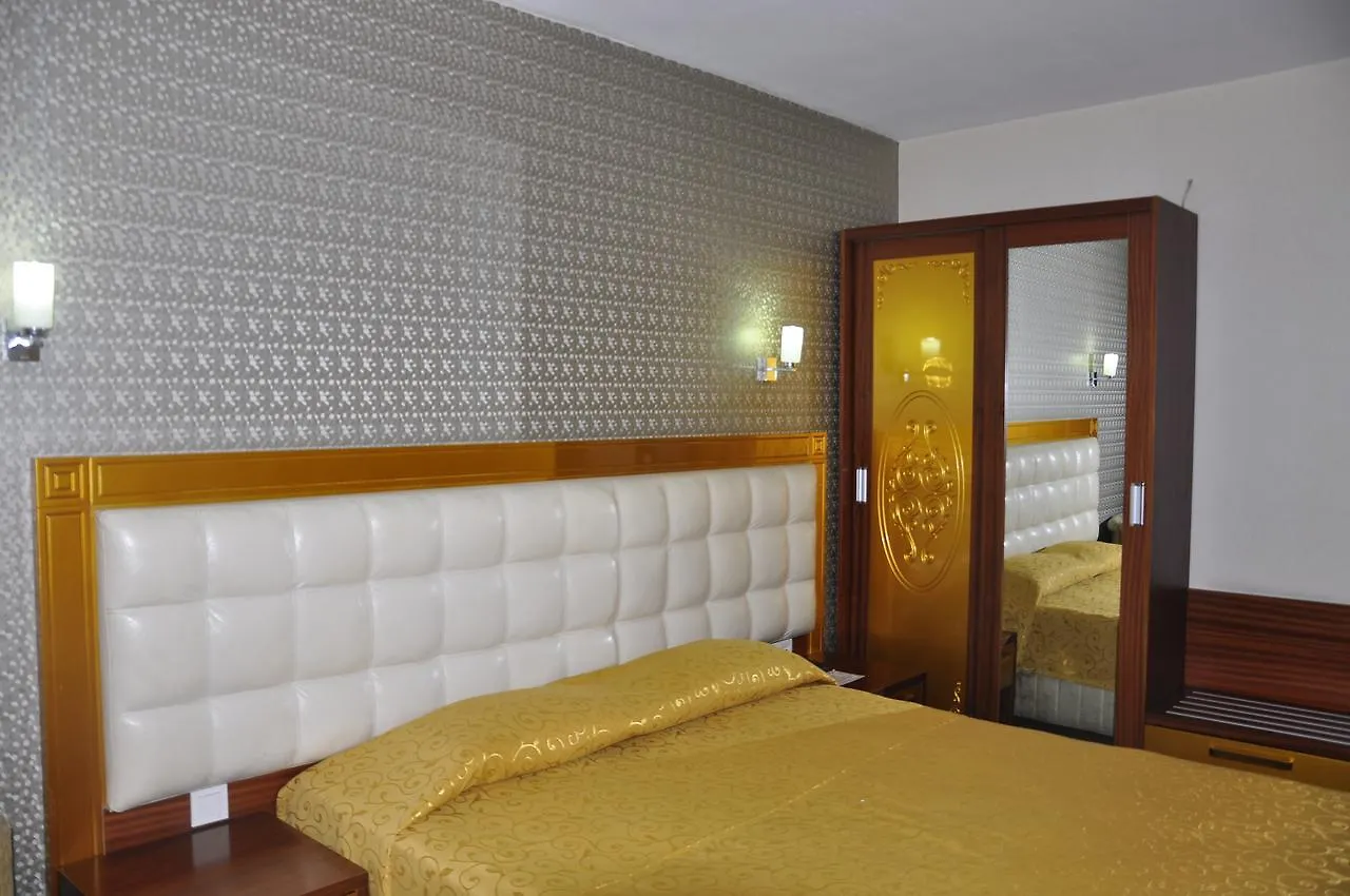 Kayalar Hotel Antalya 2*,